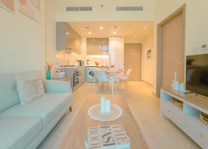 Airstay - Serene 1Br - Community & Pool Views - Monthly Offer Available