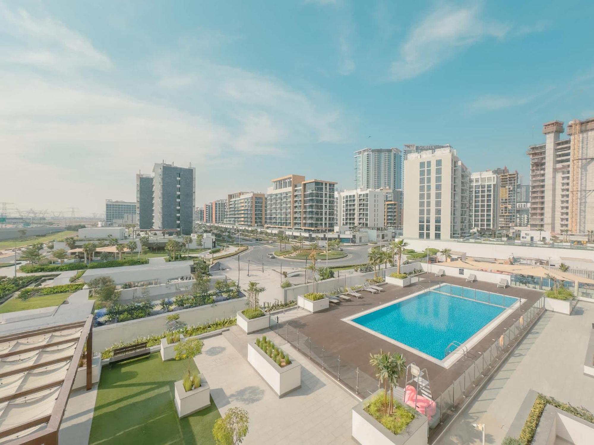 Apartment Airstay - Serene 1br - Community & Pool Views - Monthly Offer Available