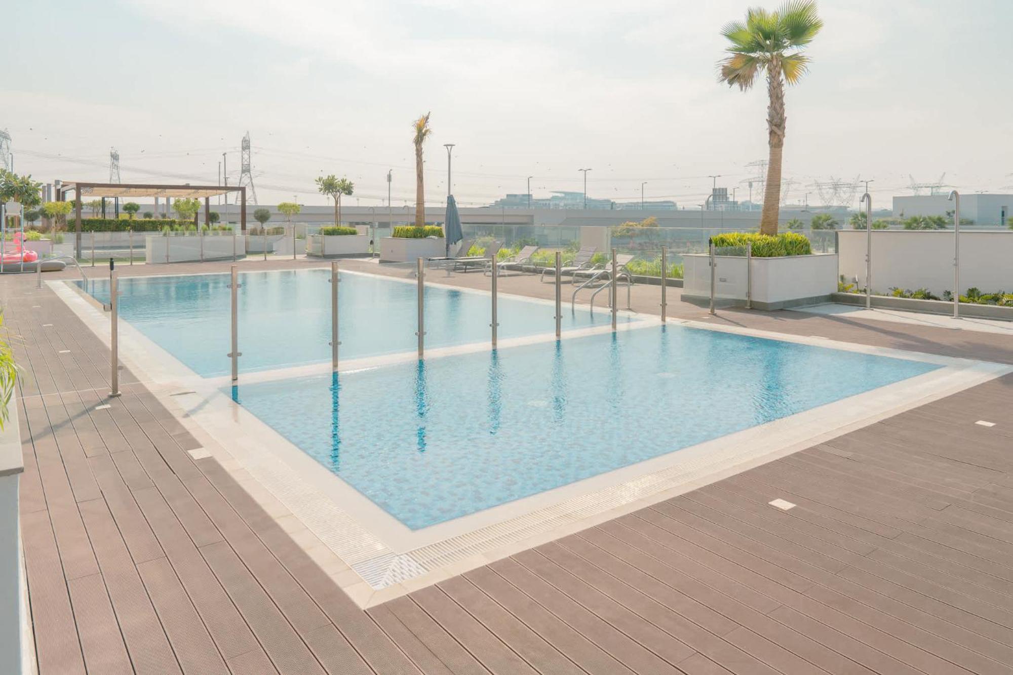 Apartment Airstay - Serene 1br - Community & Pool Views - Monthly Offer Available Dubai