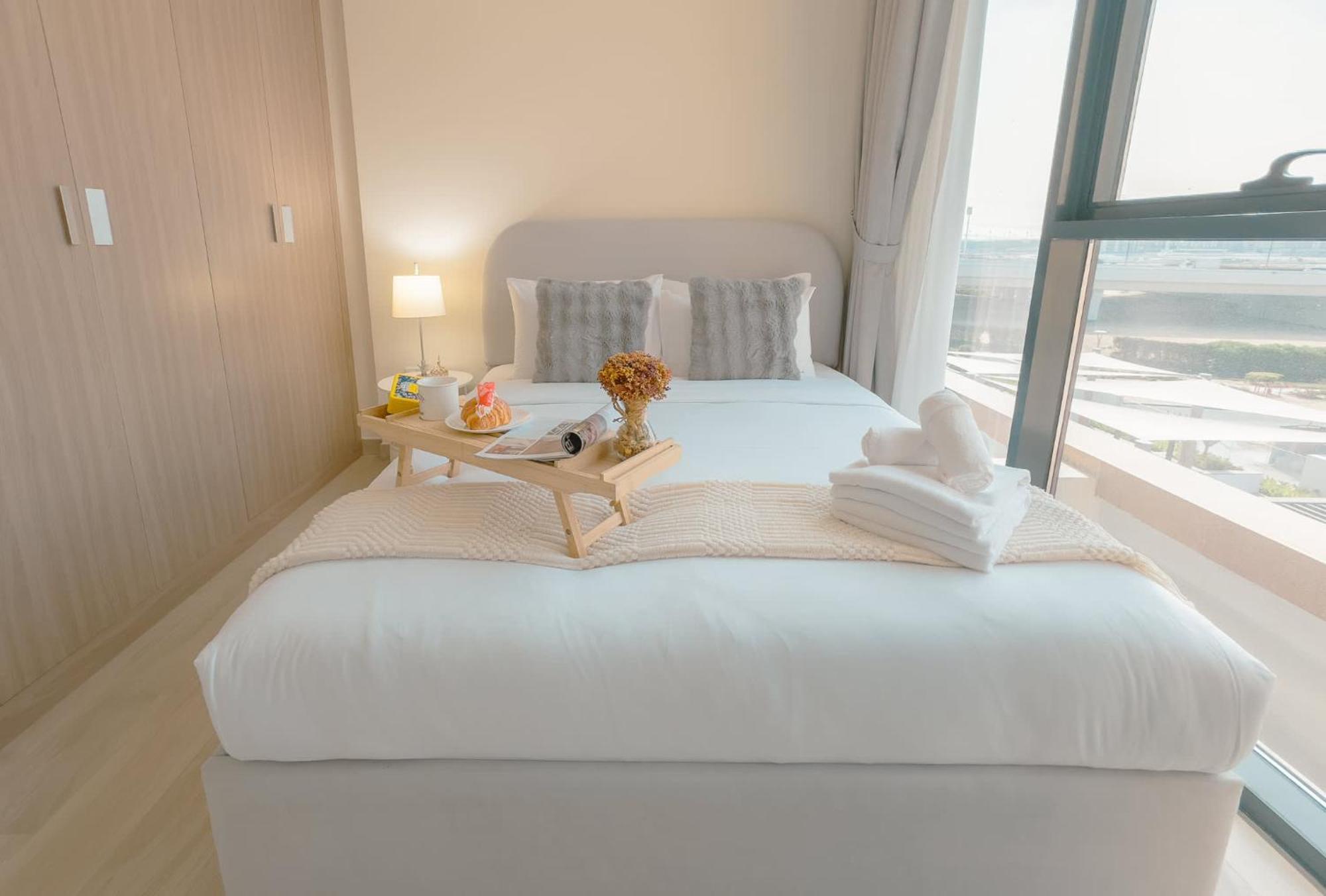 Airstay - Serene 1br - Community & Pool Views - Monthly Offer Available Apartment *