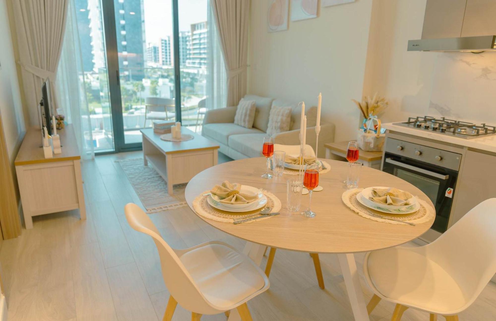 Apartment Airstay - Serene 1br - Community & Pool Views - Monthly Offer Available Dubai